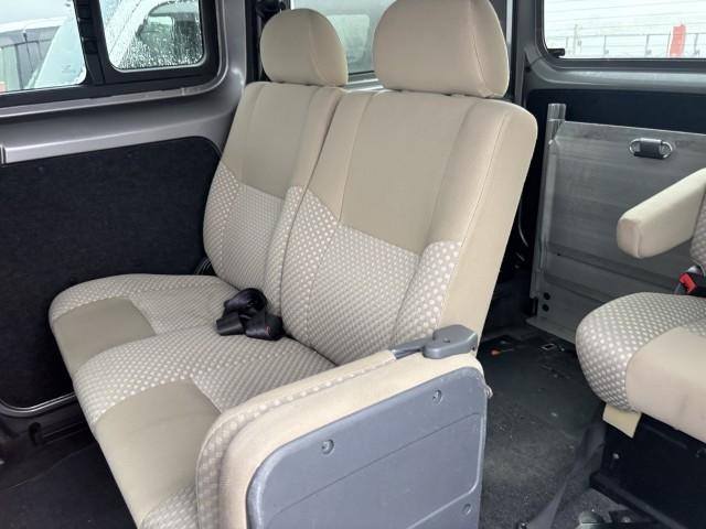 26925536_carP_l_4.jpg
