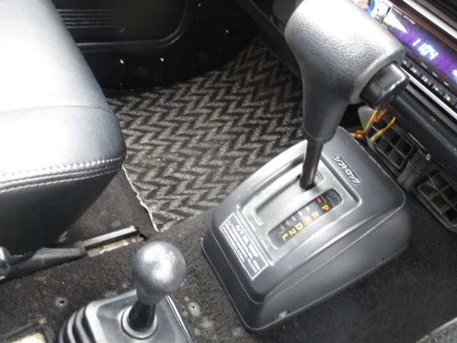 0910064A30260728W00212.jpg