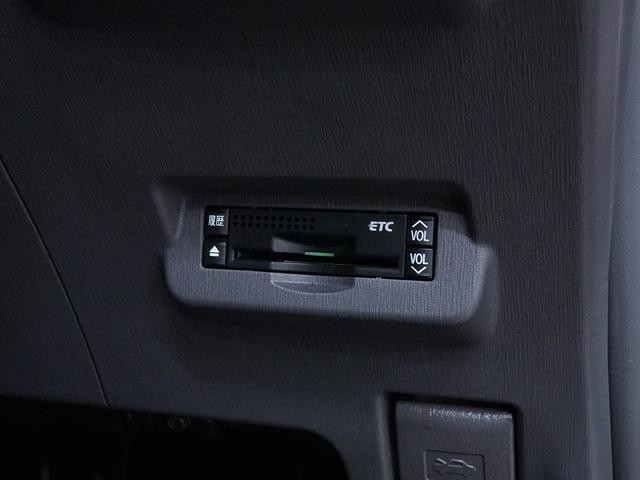 1000215A30260608W00414.jpg