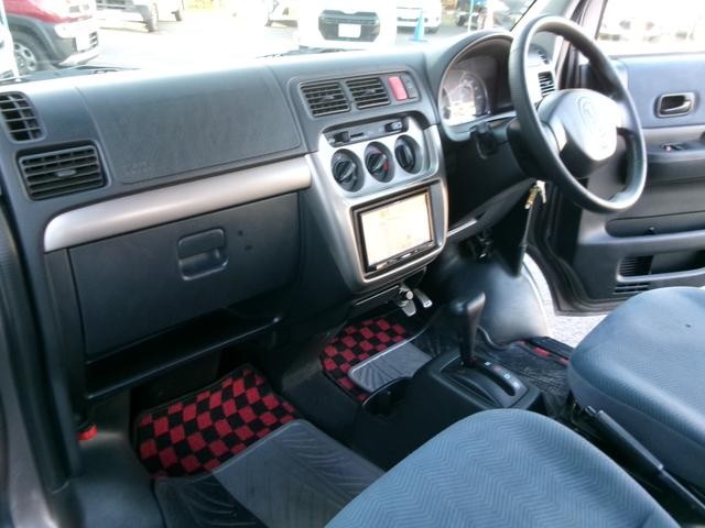 0402498A30260530W00216.jpg