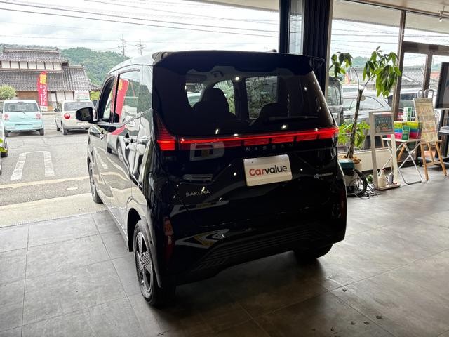1000414A30260907W00207.jpg