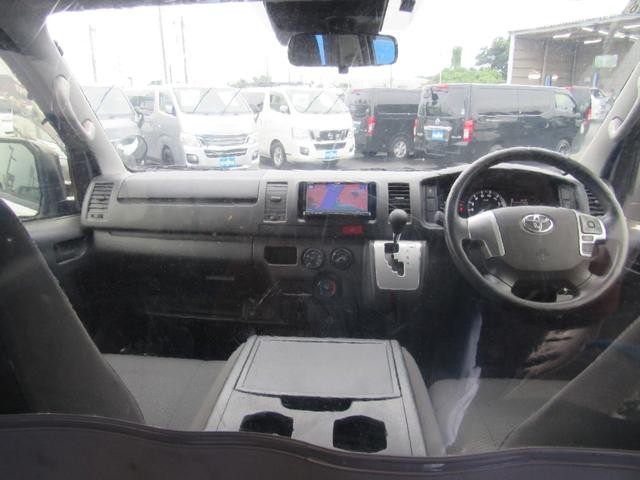 0505254A30260913W00217.jpg