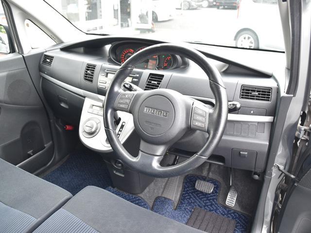 0504219A30260629W00117.jpg