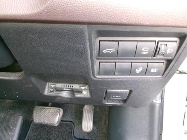 0200852A30260822W00213.jpg