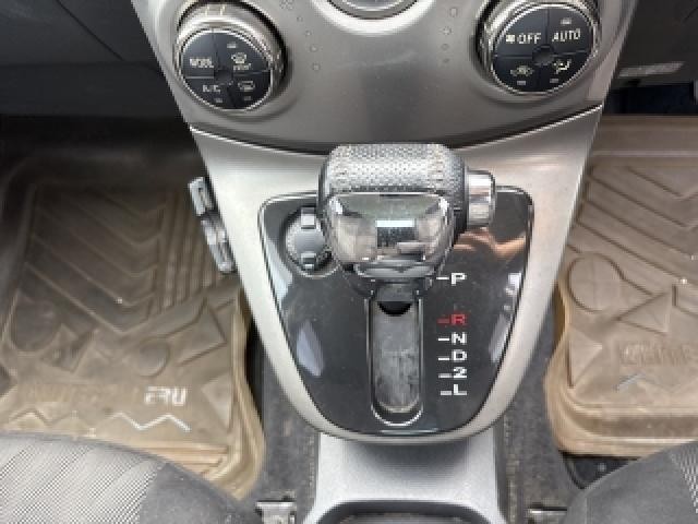 26099505_carP_l_4.jpg
