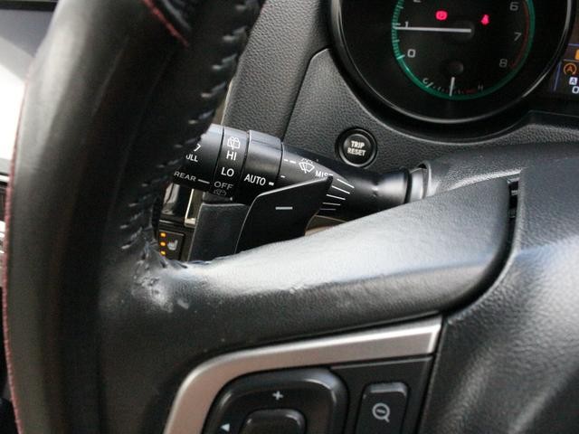 0520046A30260623W01019.jpg