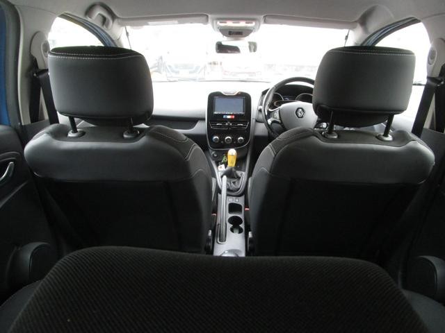 9570346A30261002W00211.jpg
