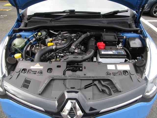 9570346A30261002W00213.jpg