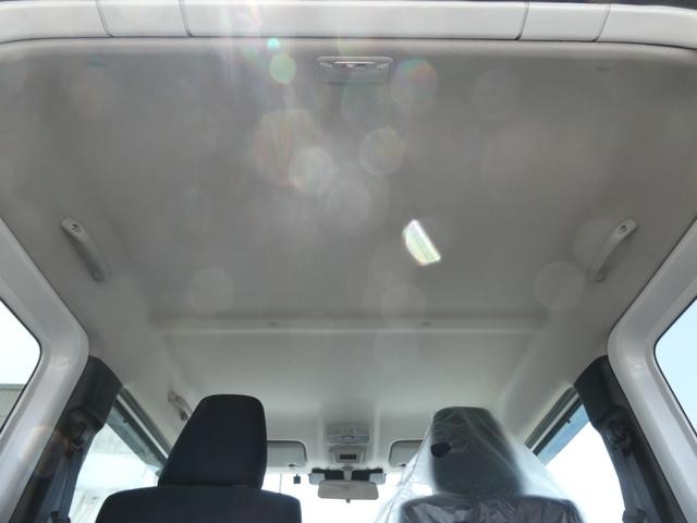 0404010A30260802W00414.jpg