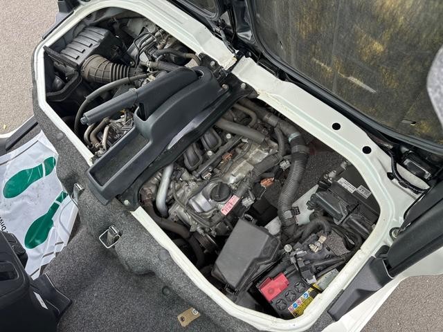 0580637A30260908W00618.jpg