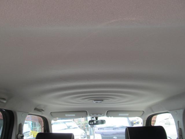 0504828A30260527W00217.jpg