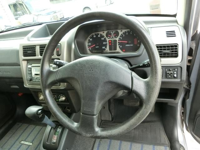 0802824A30260903W00102.jpg