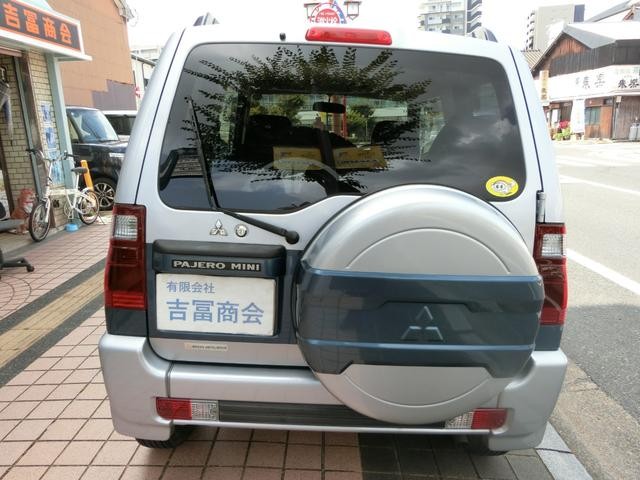 0802824A30260903W00114.jpg