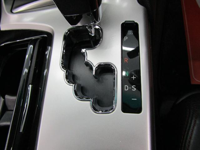 0701563A30260529W00115.jpg