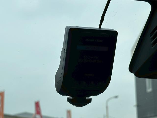 0520078A30260715W00114.jpg