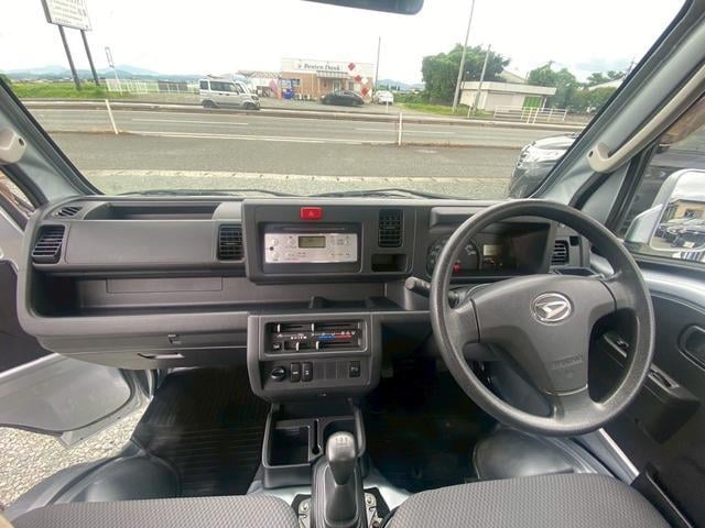 0840088A30250916W00209.jpg
