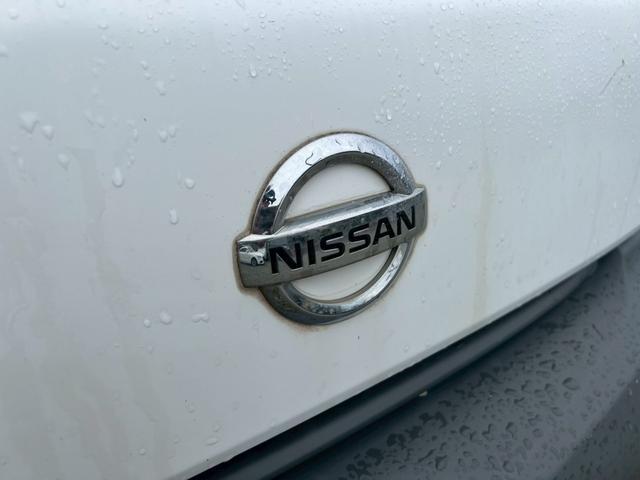 0520463A30260609W00117.jpg