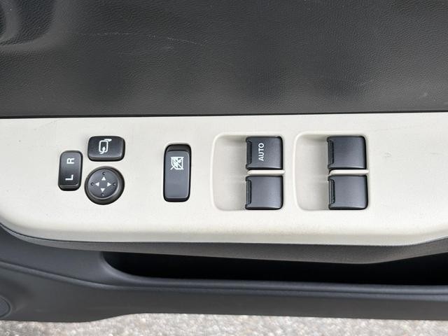 0710025A30261025W00708.jpg