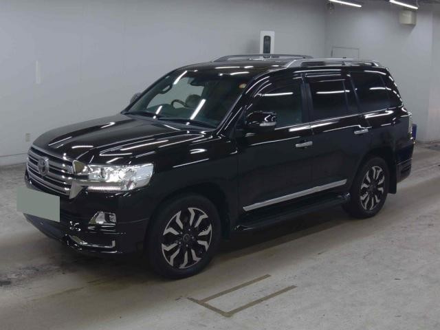 27172252_carP_l_4.jpg