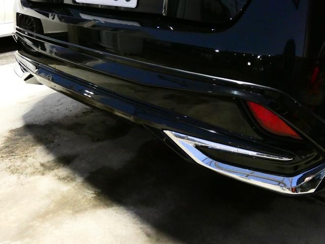 0540452A30261010W00104.jpg