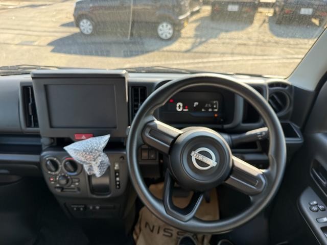 0127224A30261014W00318.jpg