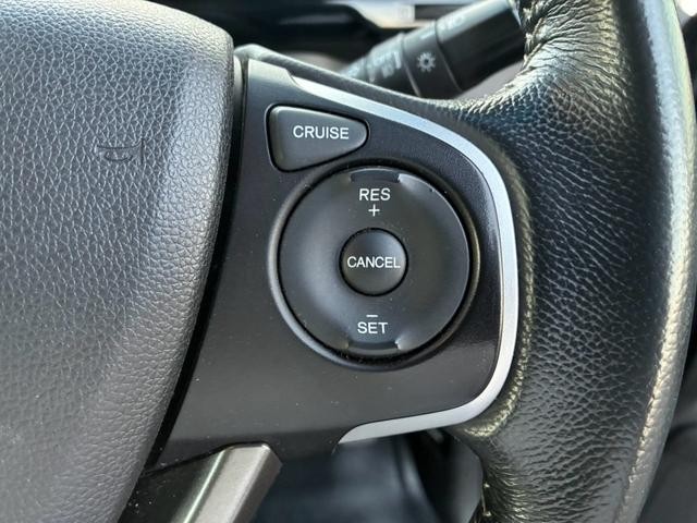 0404372A30261011W00110.jpg