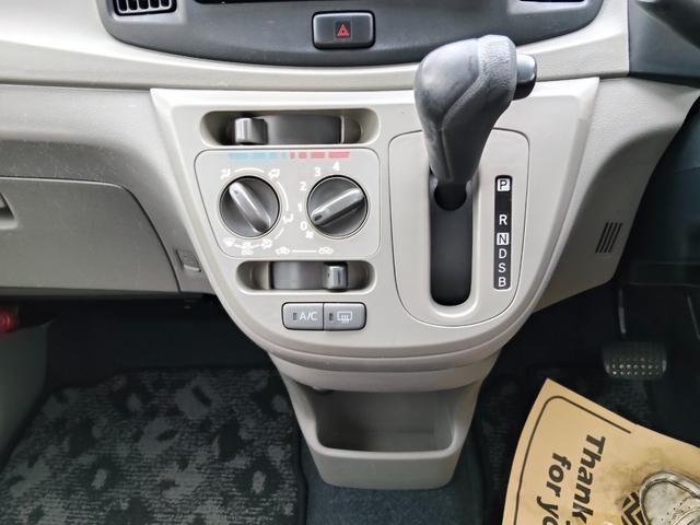 0401984A30260621W00104.jpg