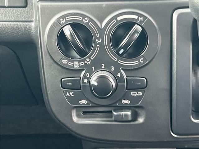 0541613A20261025D00314.jpg