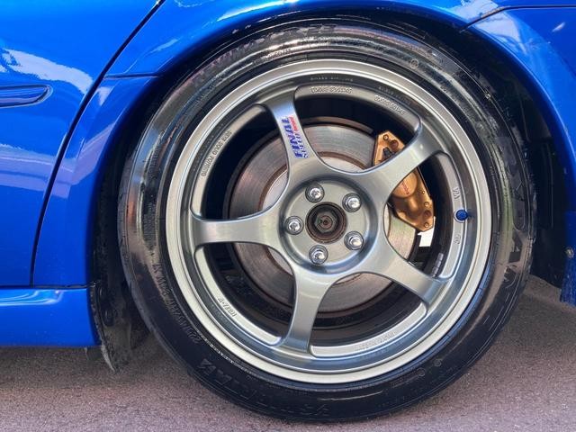 0706560A30260518W00116.jpg