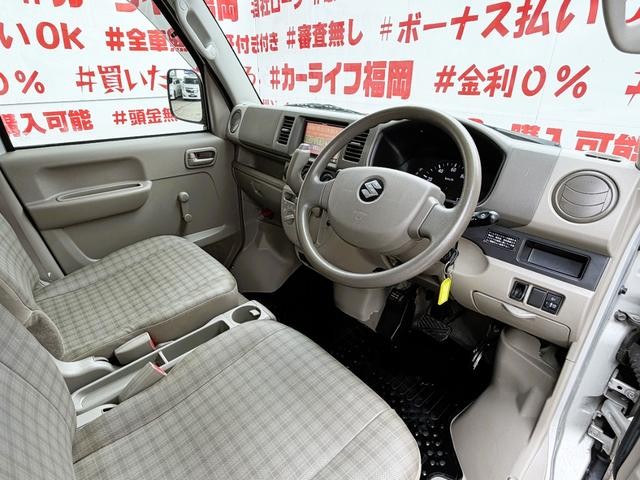 0802583A30260605W00312.jpg