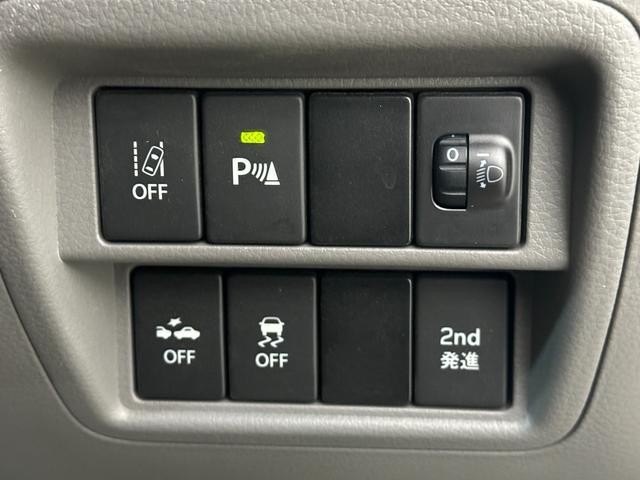 0720034A30260620W00207.jpg