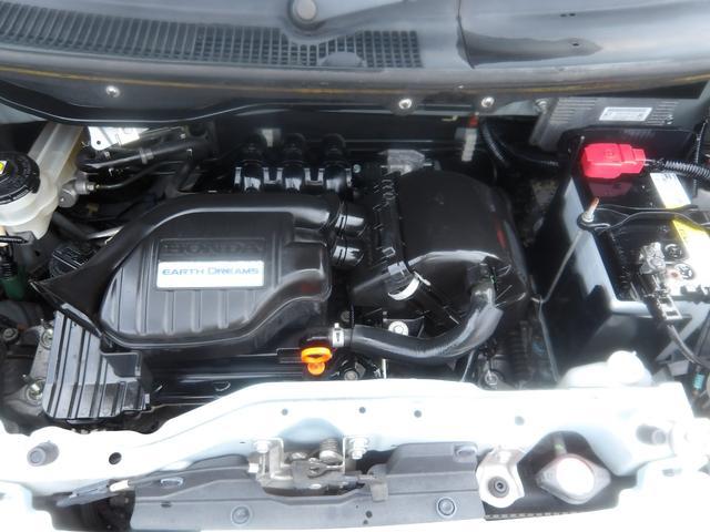 0520536A30260612W00111.jpg