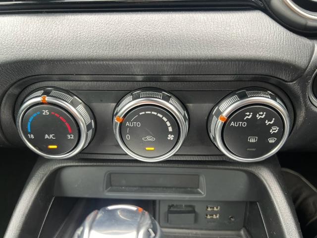 0704240A30260829W00103.jpg