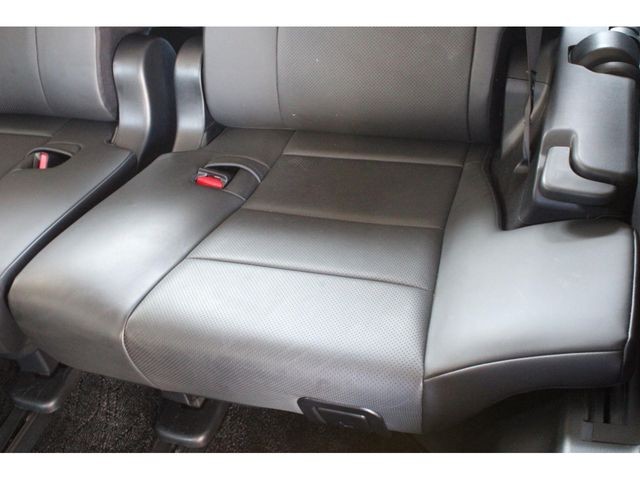 f1eb8cc6fdade26faddb7d05d7149179.jpg