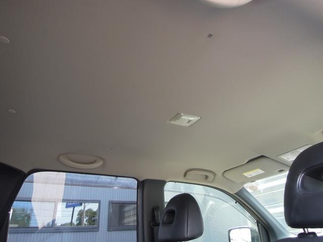 0402885A30260601W00111.jpg