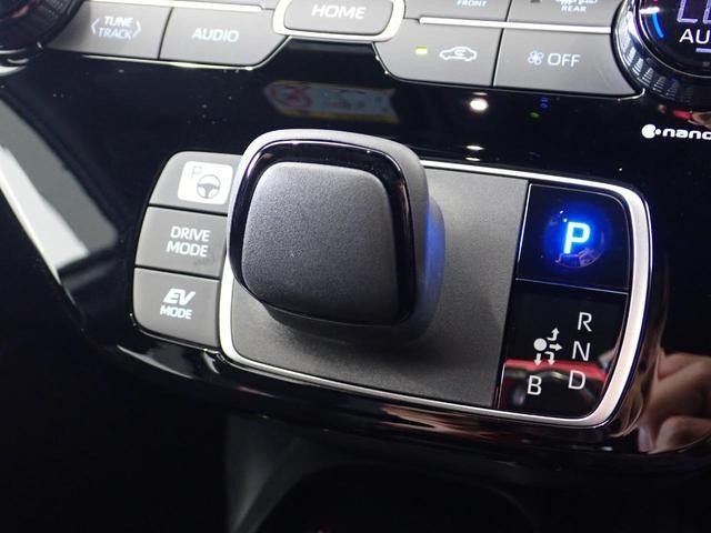 0509002A30260613W00517.jpg