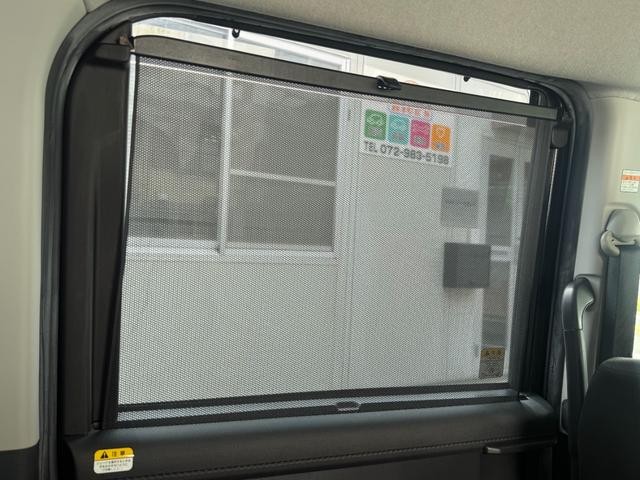 0704373A30260829W00116.jpg