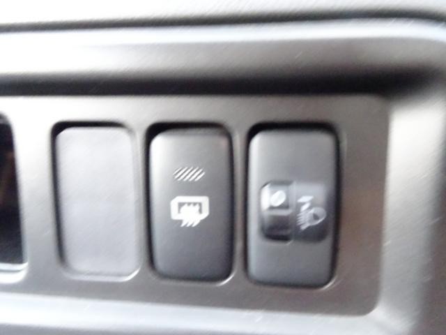 1300553A30260525W00416.jpg