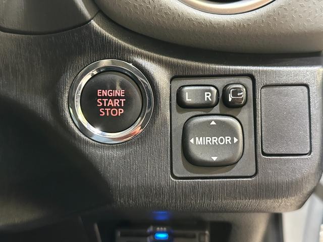 0509824A30260902W00611.jpg