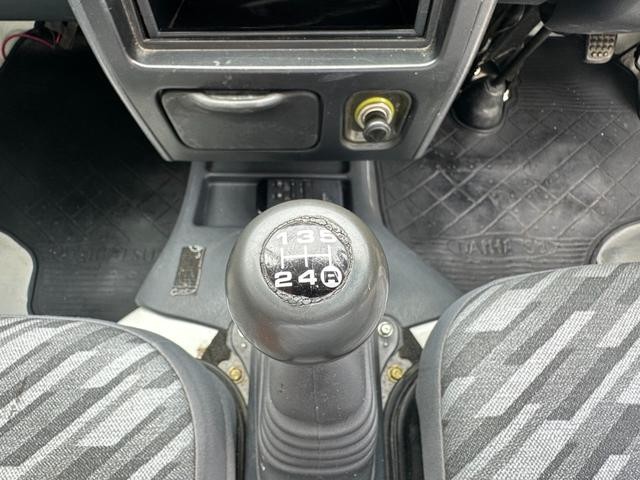 0404746A30260901W00411.jpg