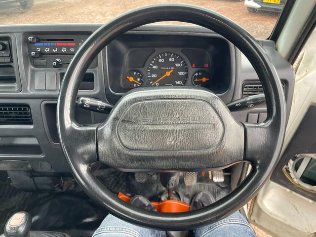 0404110A30260623W00102.jpg