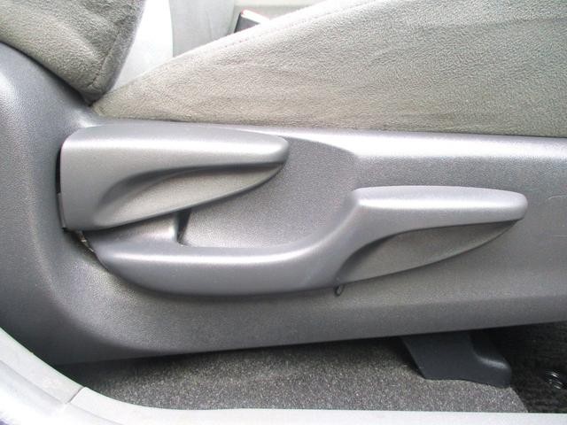 0502636A30260513W00112.jpg