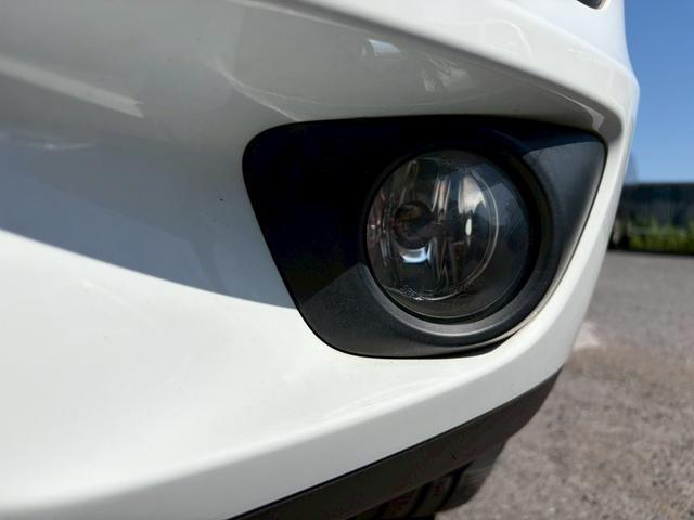 0507283A30260601W00217.jpg