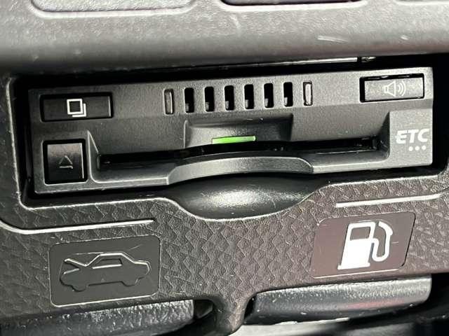 0551463A30260927W00305.jpg
