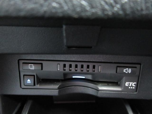 0541410A30261005W00213.jpg