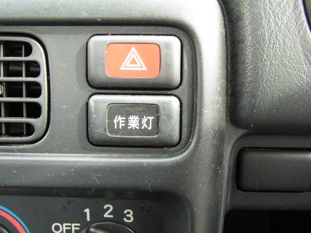 0903304A30260310W00517.jpg