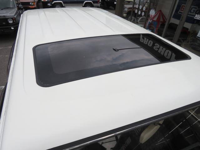 0804367A30260605W00414.jpg