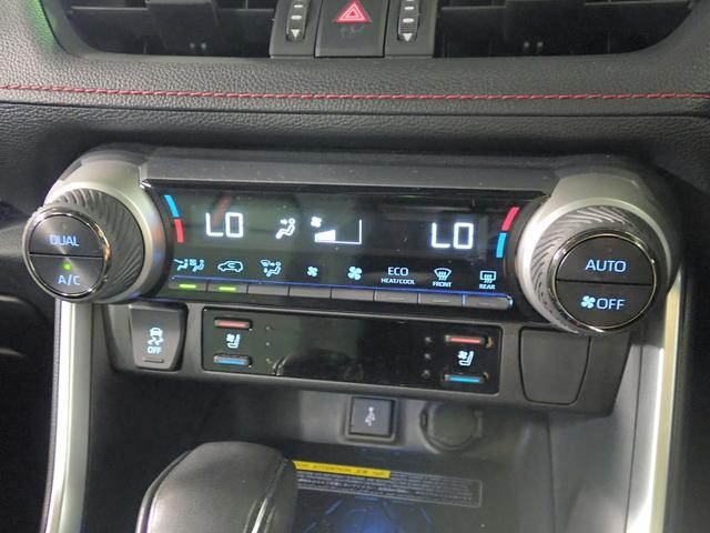 0201999A30260530W00319.jpg