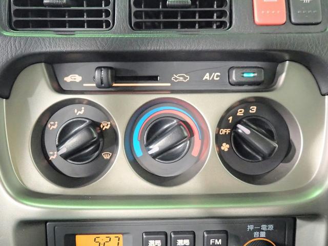 0201190A30260702W00405.jpg