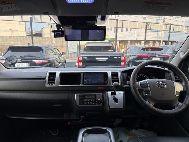 0708655A30250628W00209.jpg